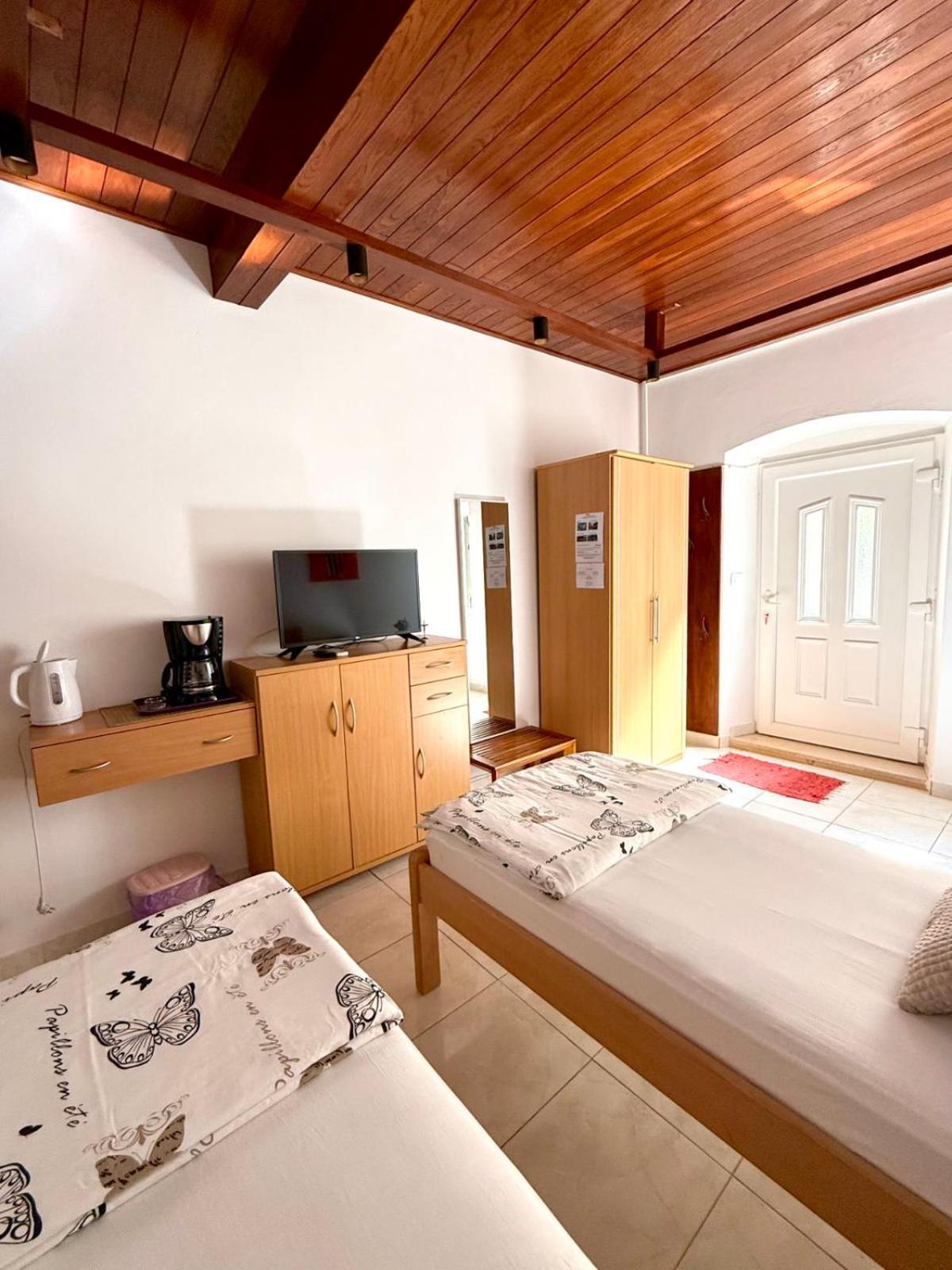 Sunny Apartments Mara ดูบรอฟนิก ภายนอก รูปภาพ